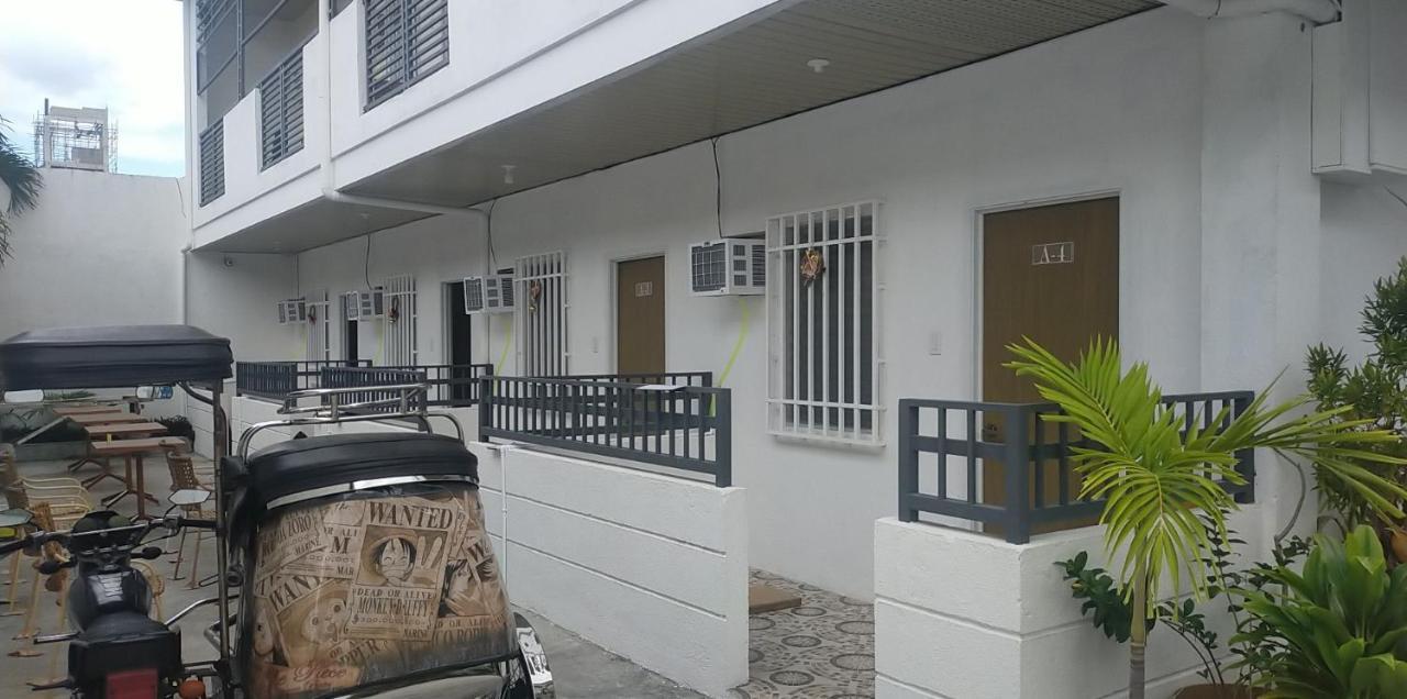 __Aplaridel Inn Suites__ Angeles Kültér fotó