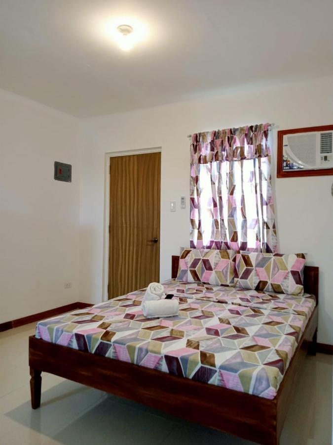 __Aplaridel Inn Suites__ Angeles Kültér fotó