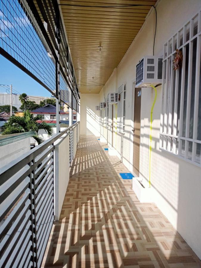 __Aplaridel Inn Suites__ Angeles Kültér fotó