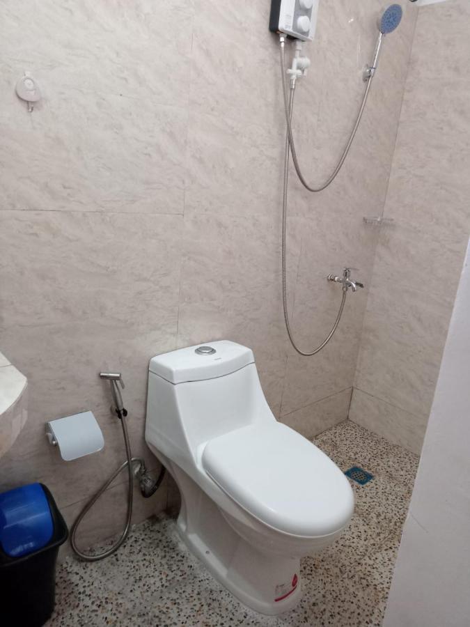 __Aplaridel Inn Suites__ Angeles Kültér fotó